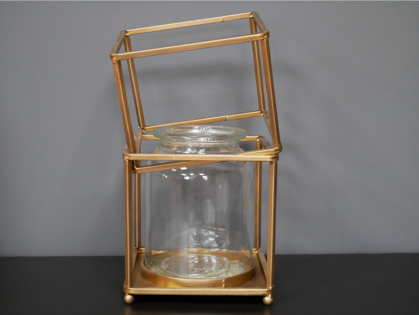 Flower Holder/Vase