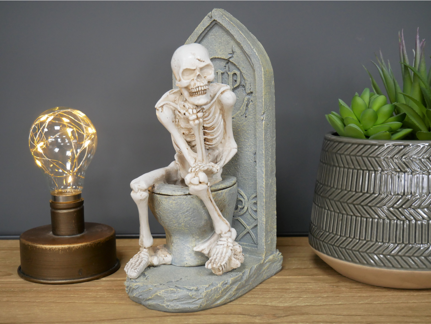 Skeleton On The Loo