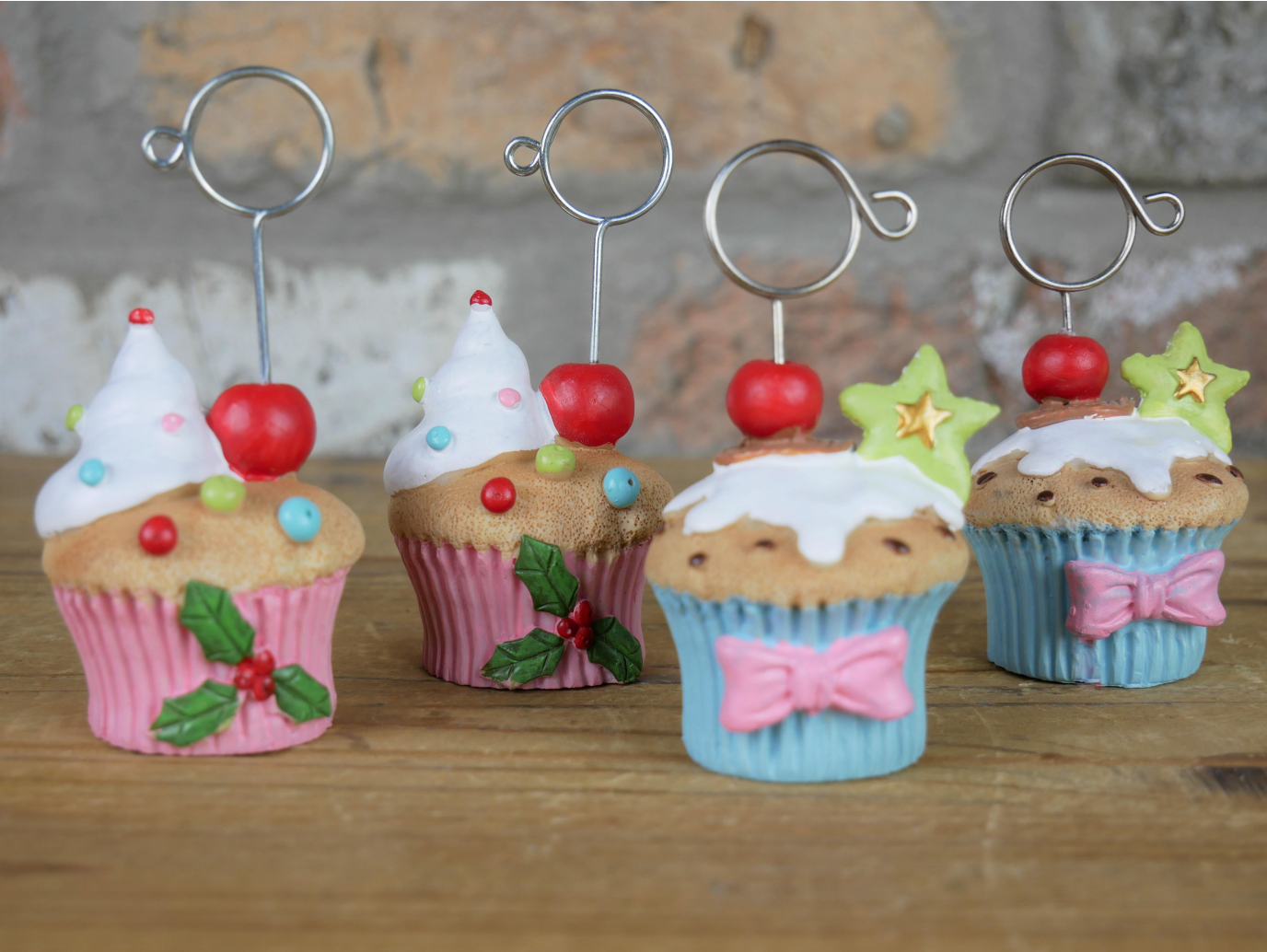 Set Of 4 Cupcake Name Card Holder