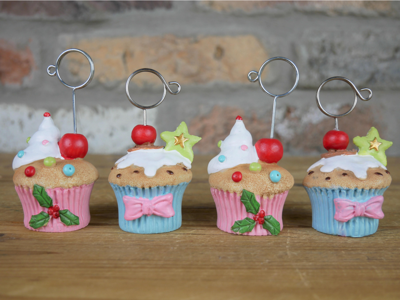 Set Of 4 Cupcake Name Card Holder