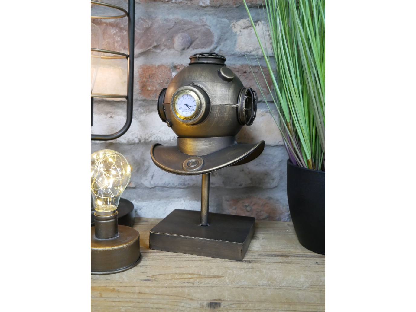 Divers Helmet Clock
