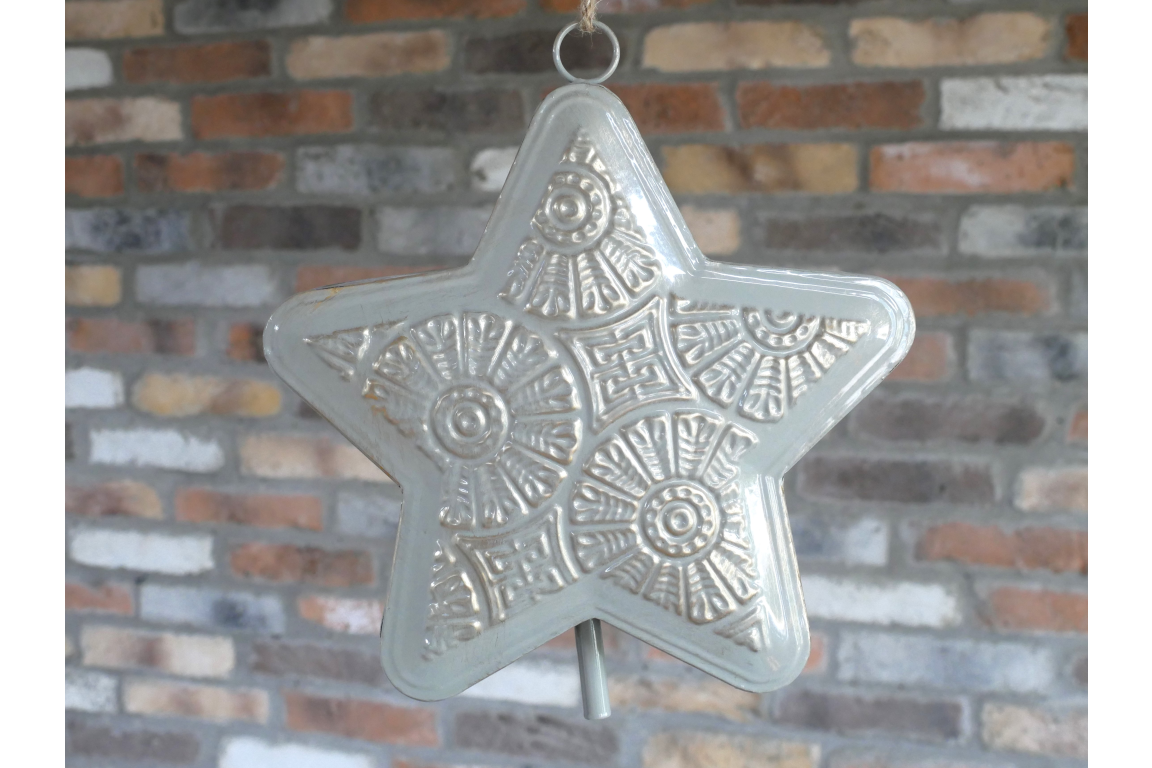 Hanging Star