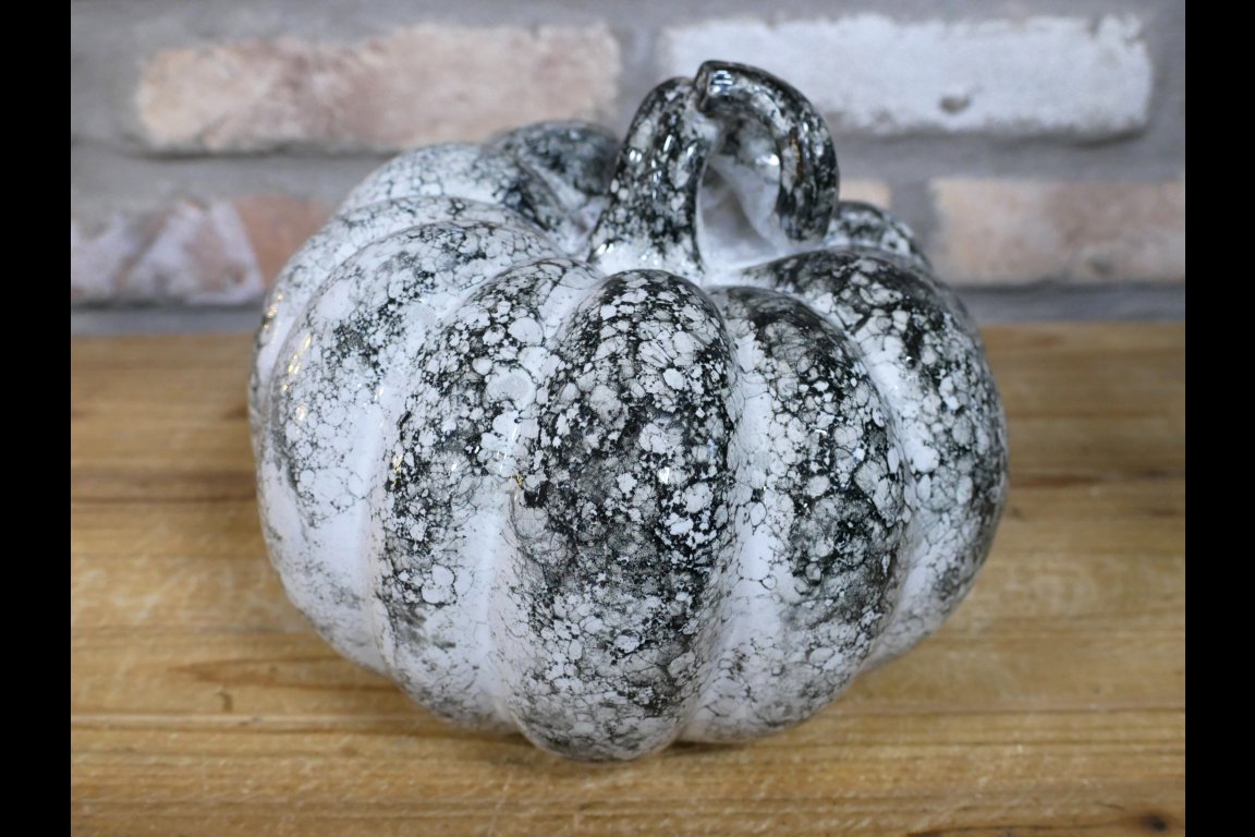 Pumpkin - Medium
