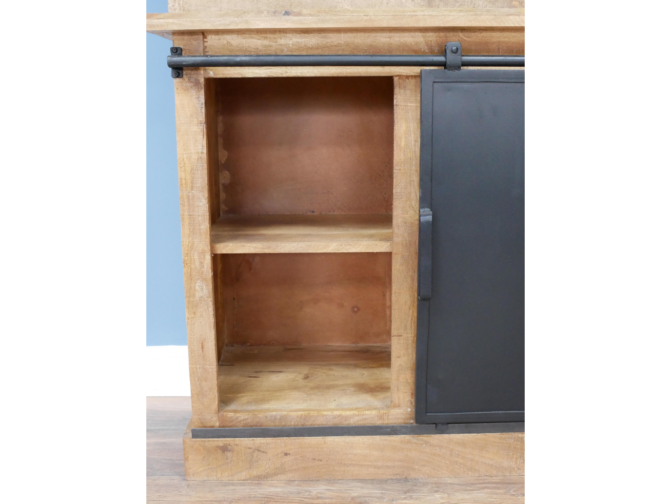 Industrial Dresser Unit
