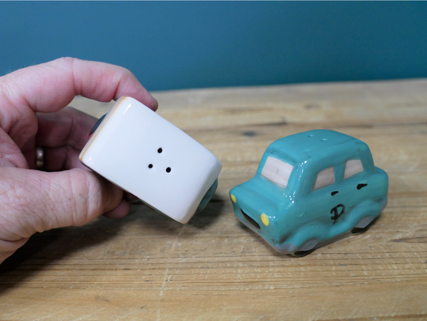 Salt & Pepper Set