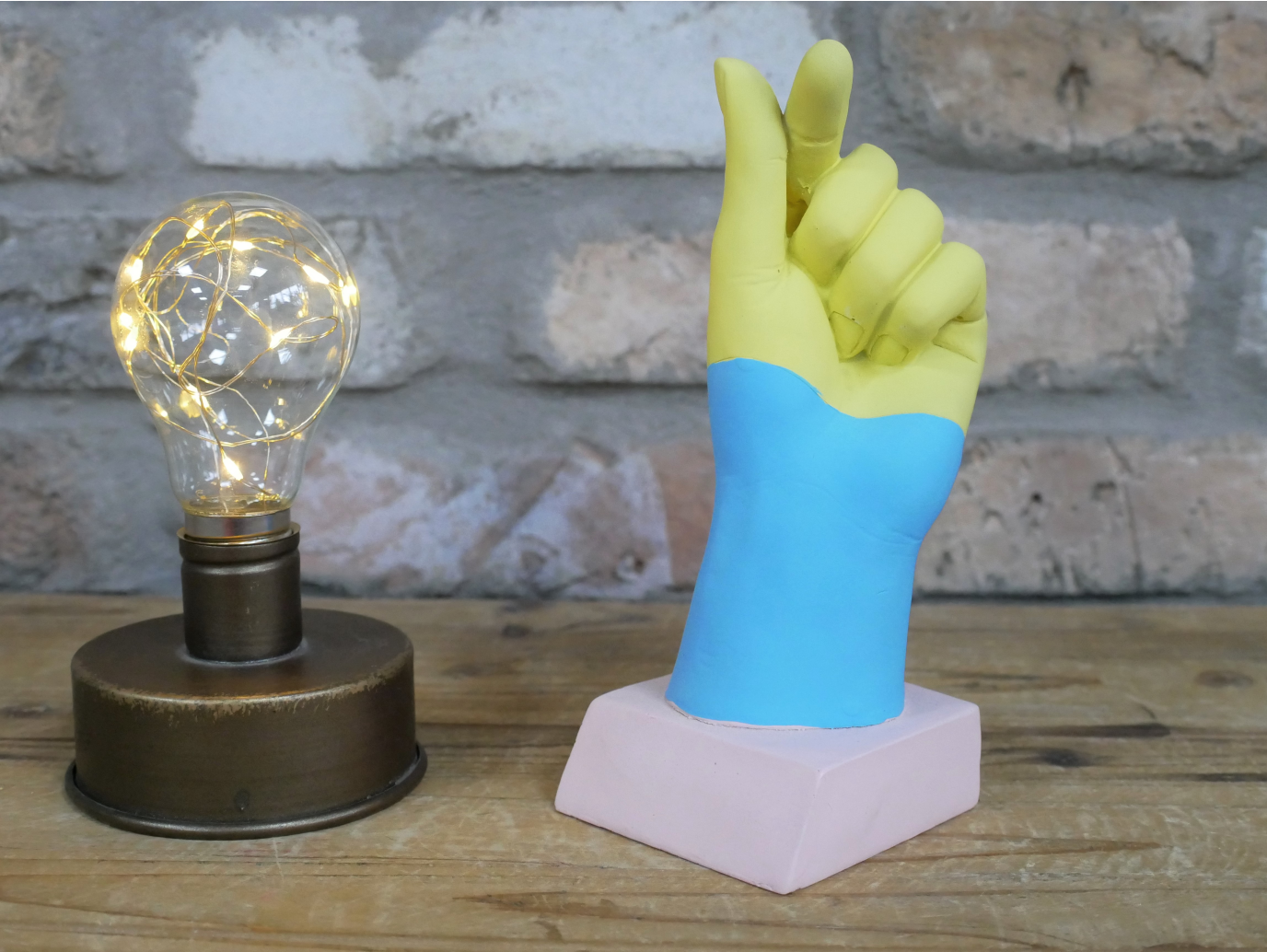 Hand Decoration