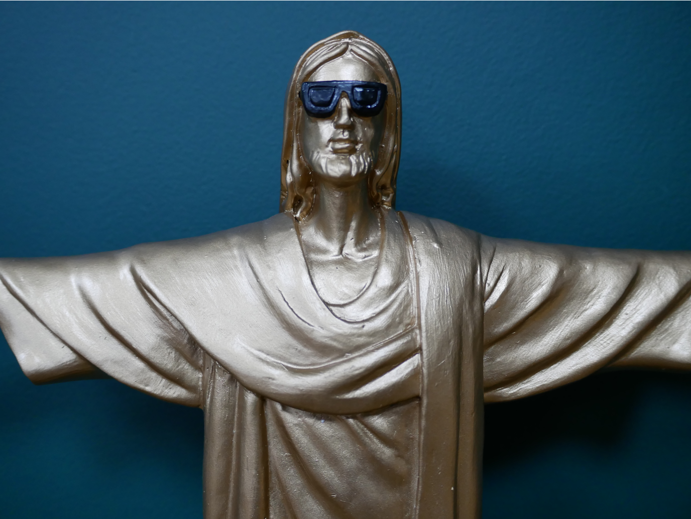 Cool Redeemer - Gold