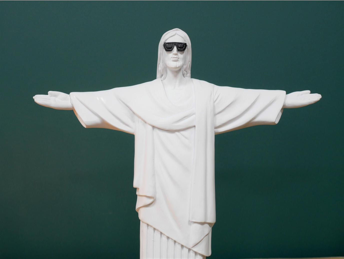 Cool Redeemer - White
