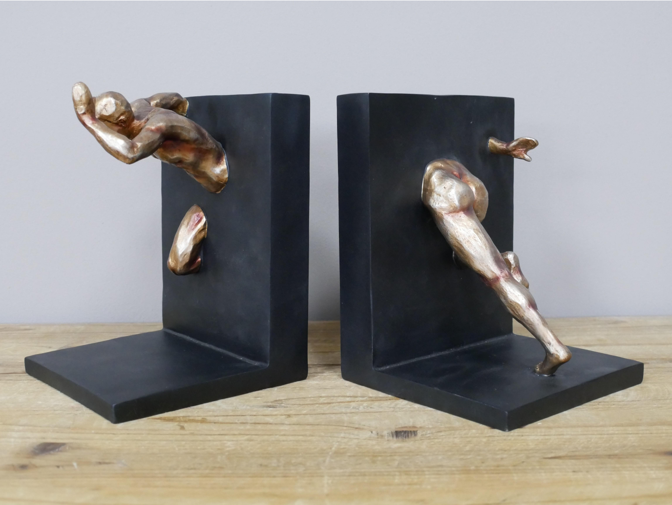 Running Bookends