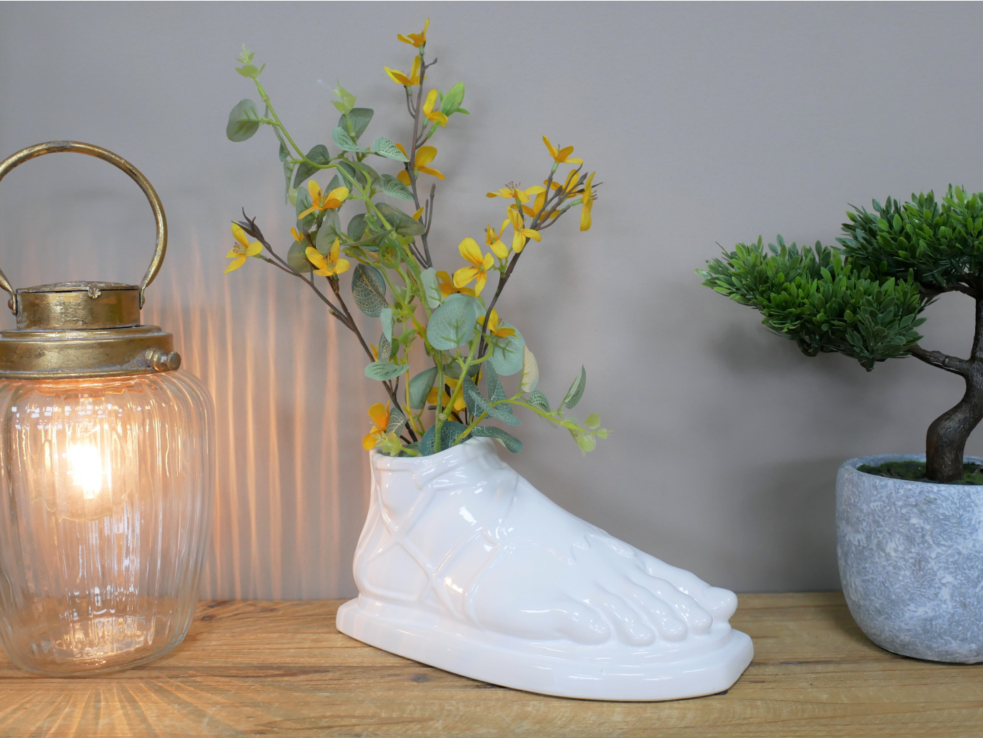 Foot Vase