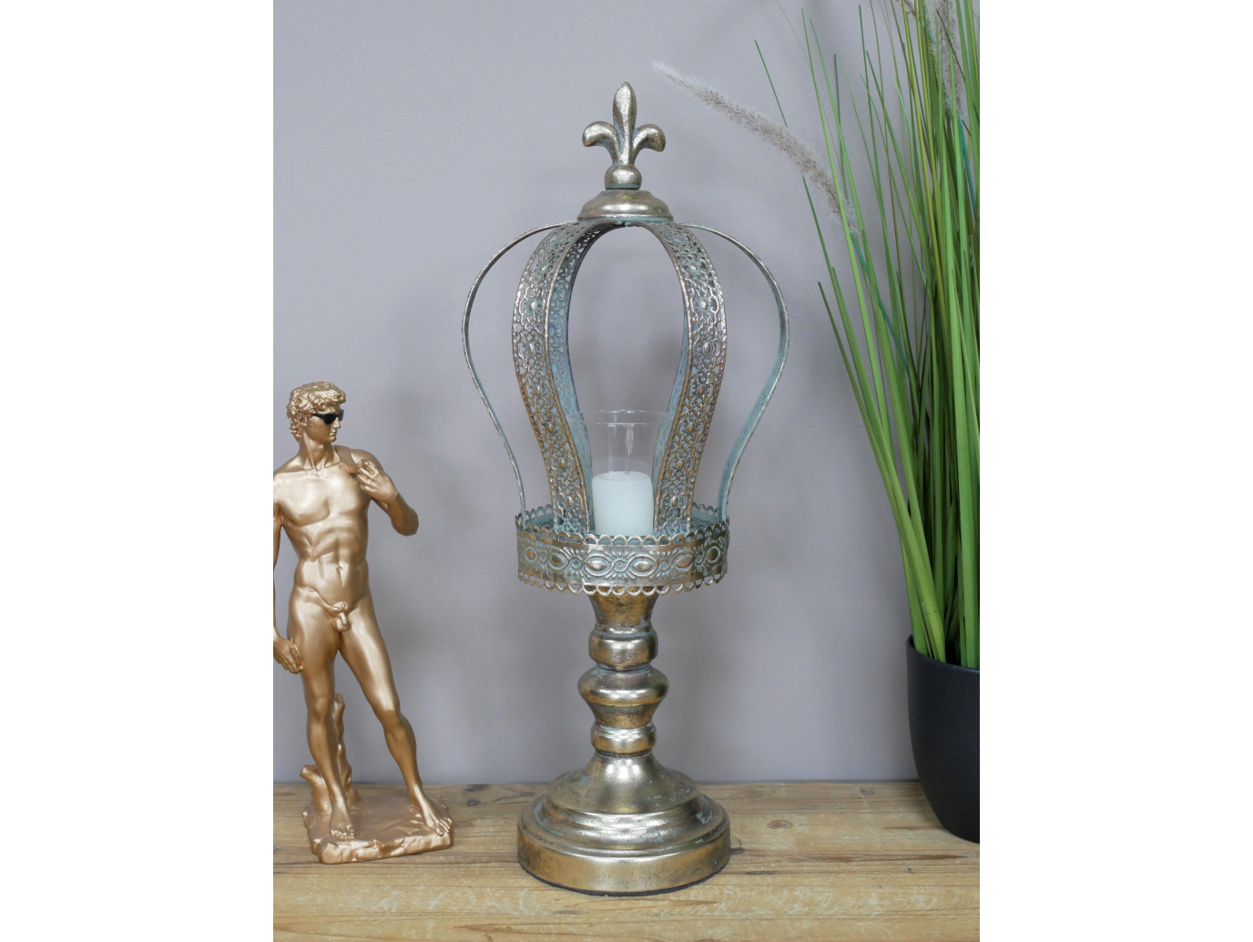 Crown Candle Holder
