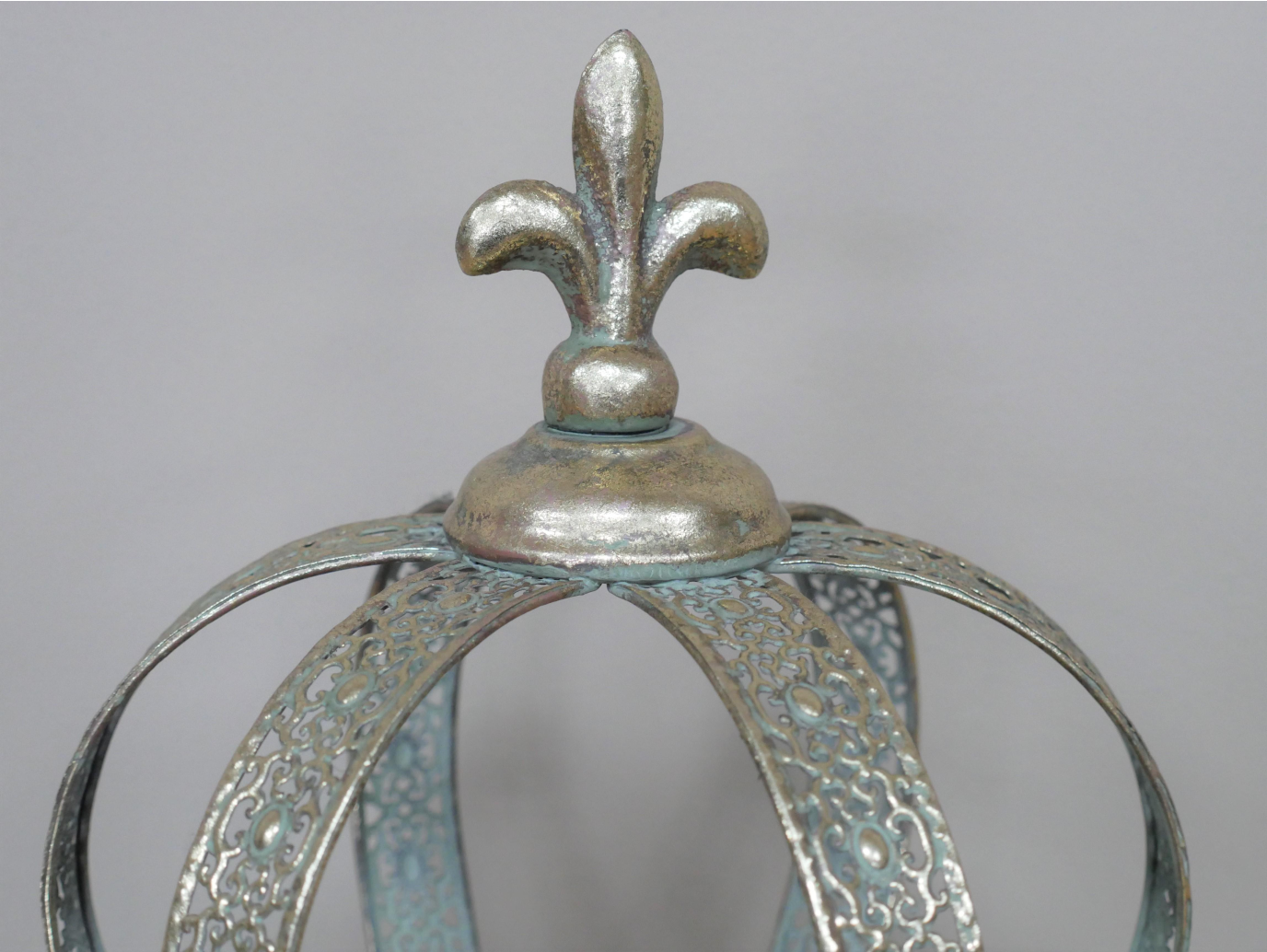 Crown Candle Holder