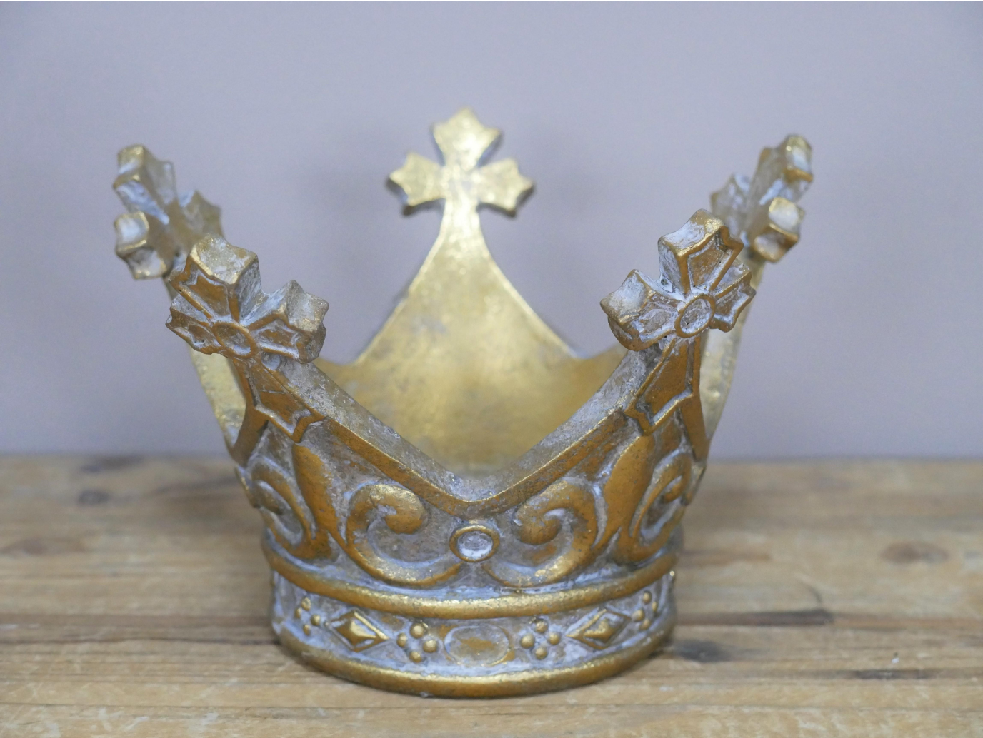 Crown Candle Holder