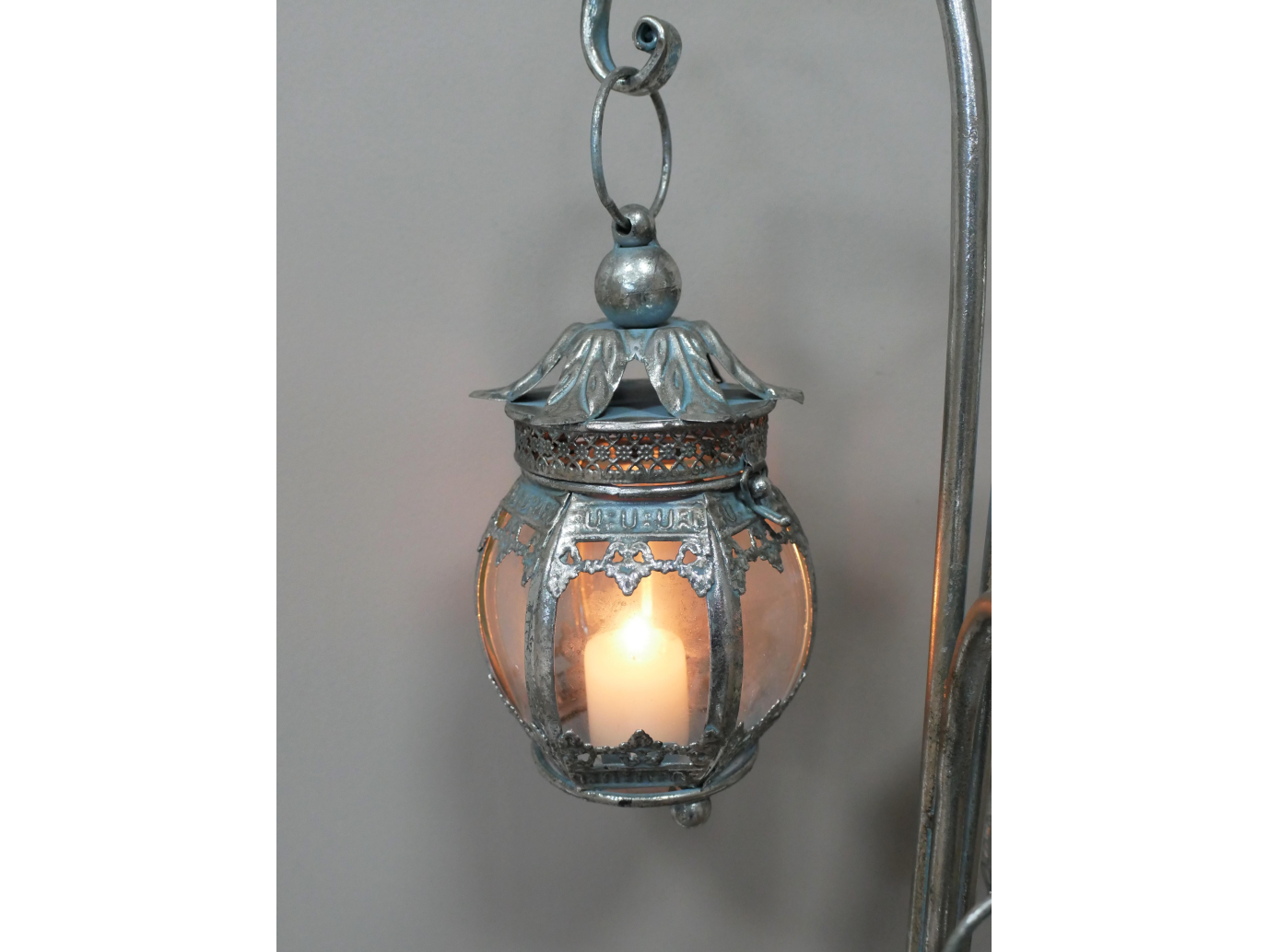 Lanterns On Stand