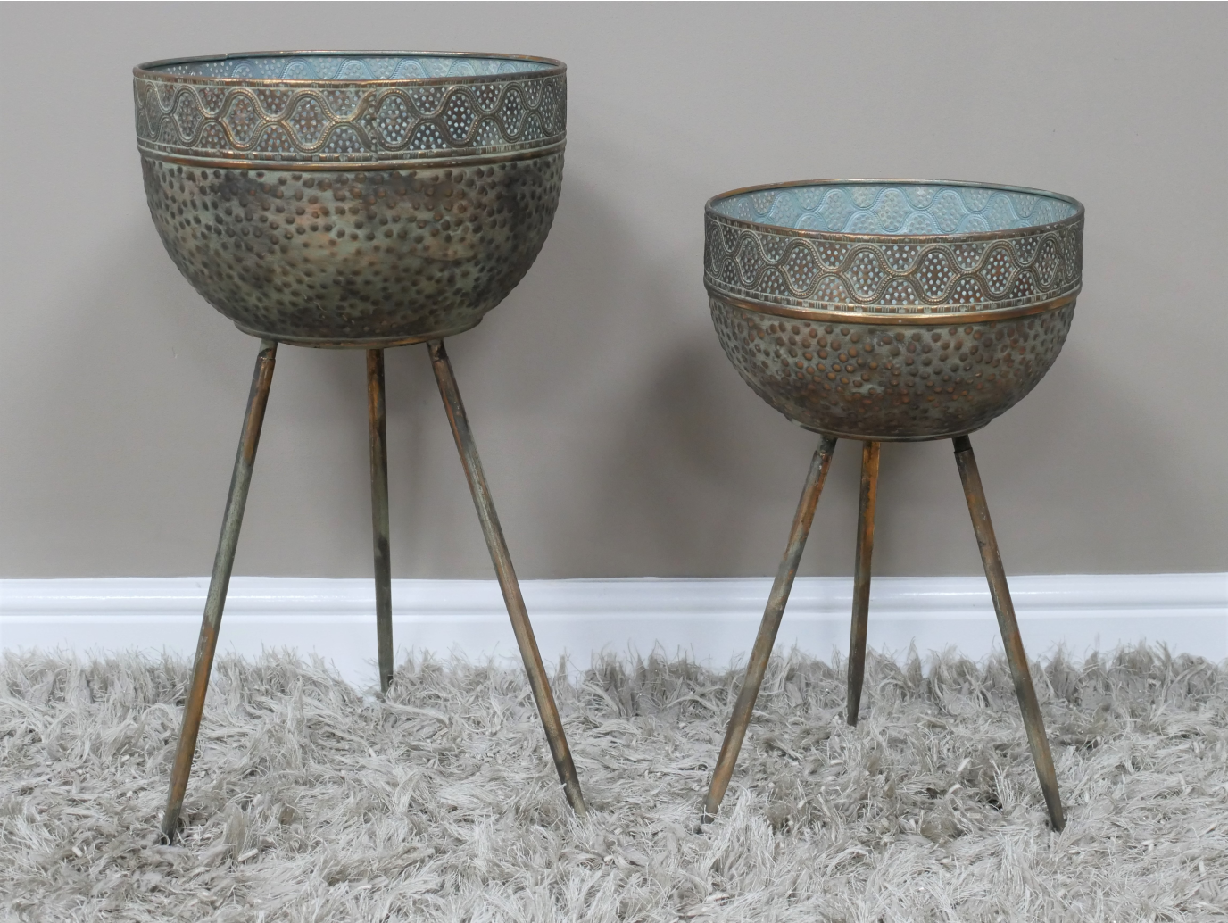 Set Of 2 Planters