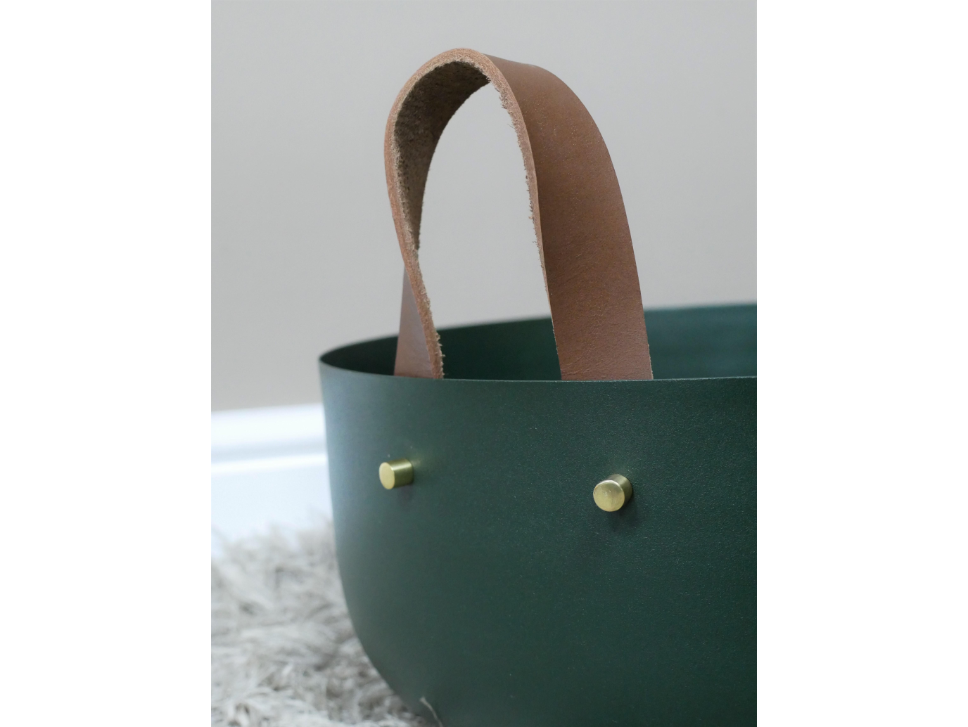 Set Of 2 Bowls / Planters