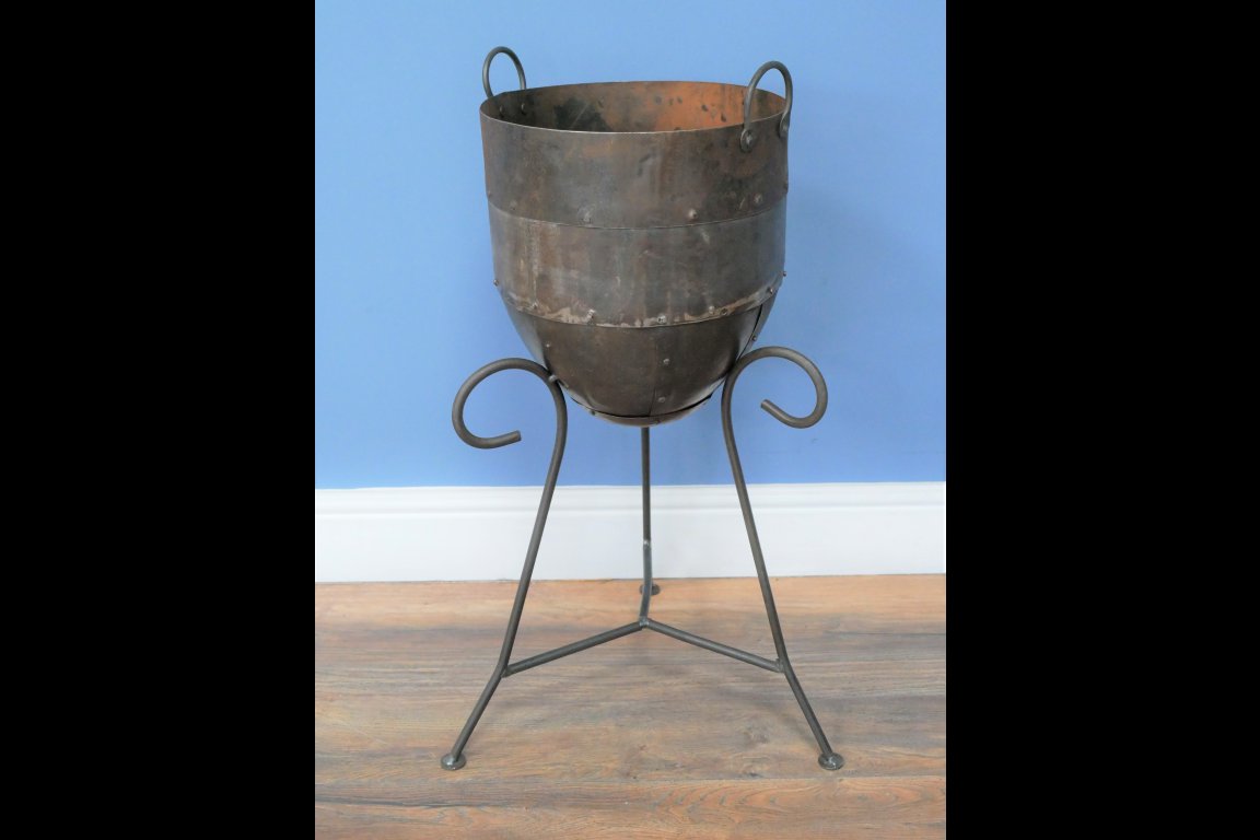 Iron Planter
