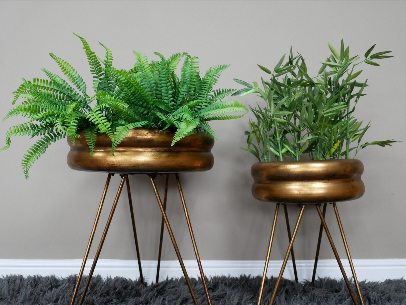 Set Of 2 Planters
