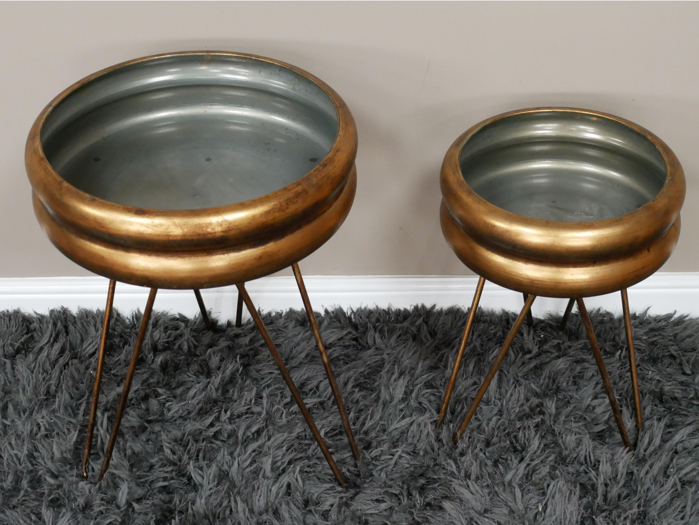 Set Of 2 Planters