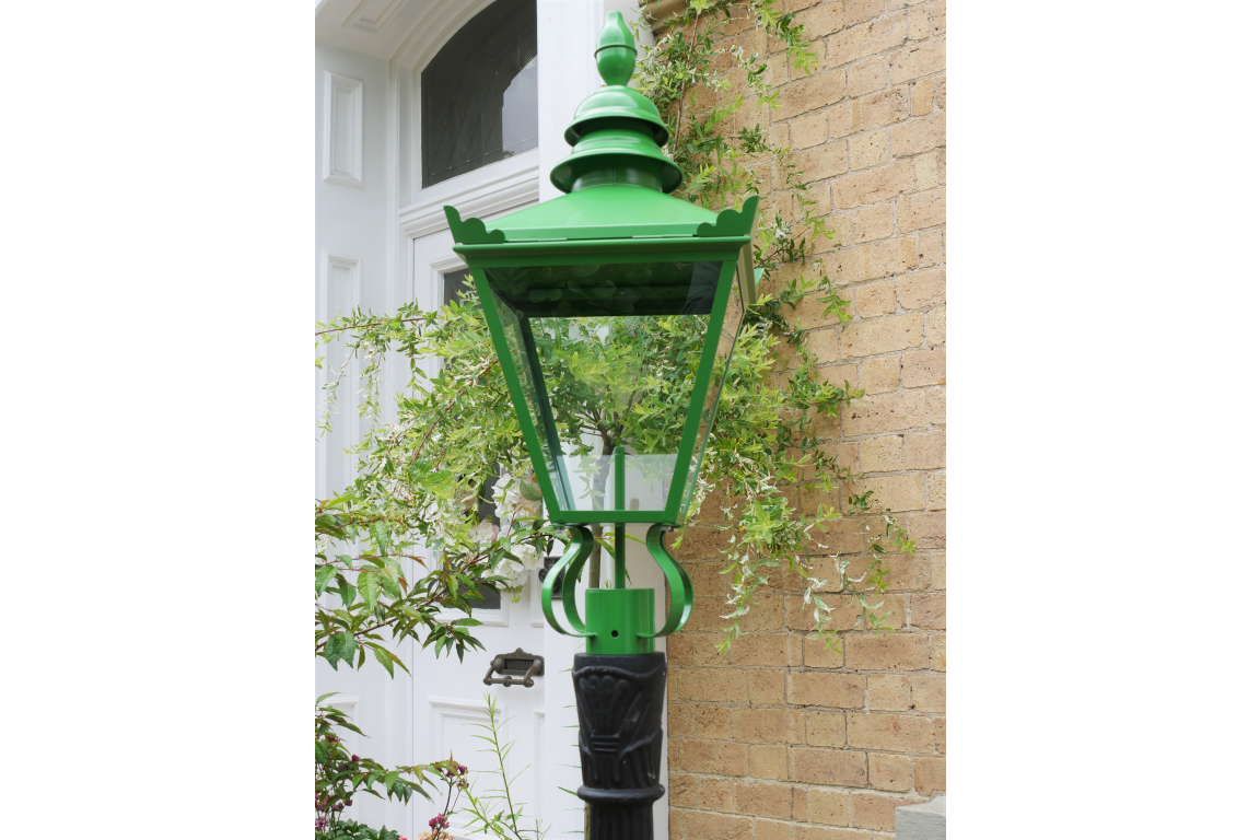 Medium Green Top
