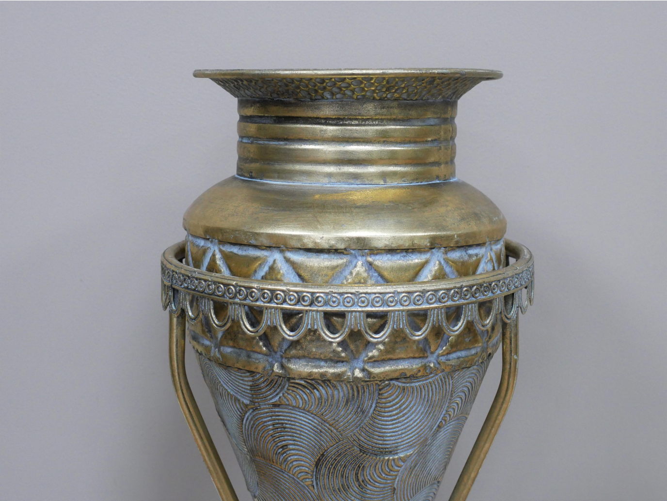 Vase With Stand