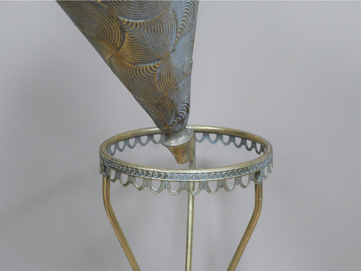 Vase With Stand