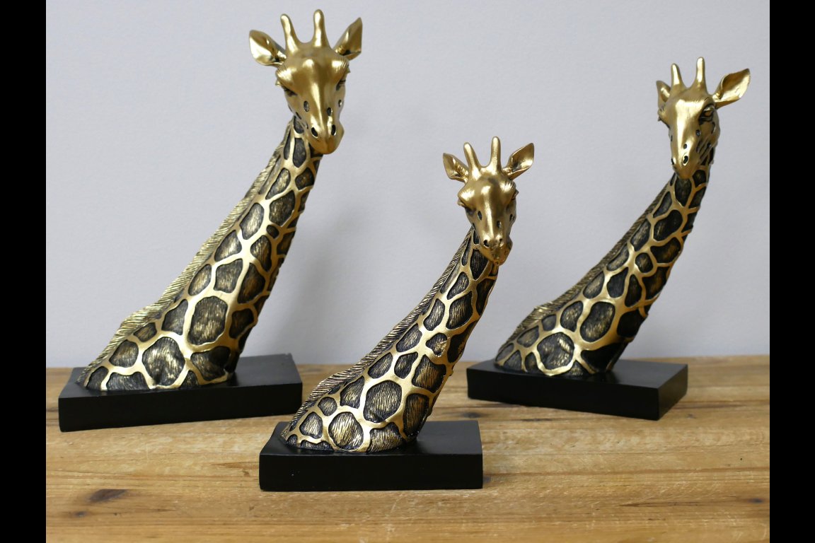Giraffe Head (L)