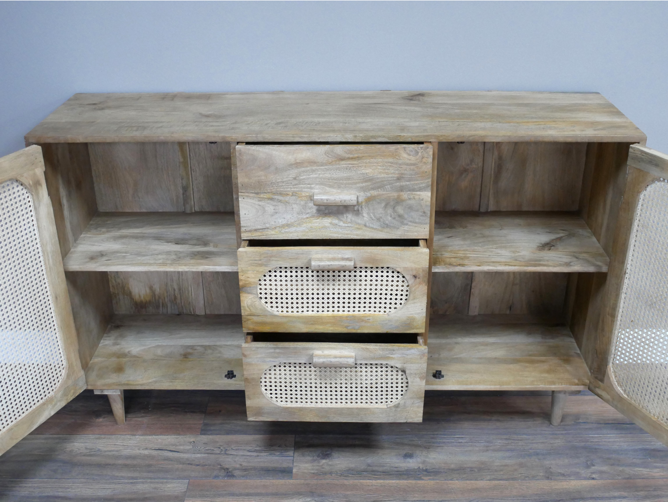 Sideboard