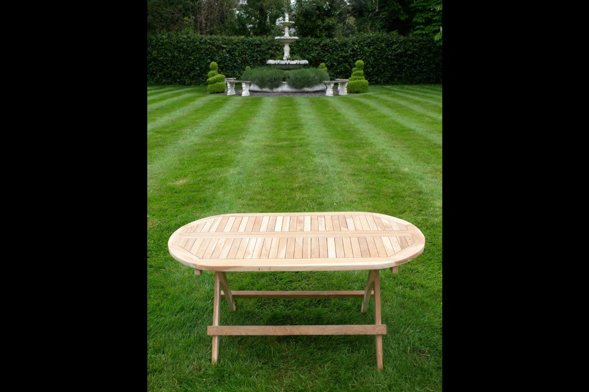 Folding Oval Table