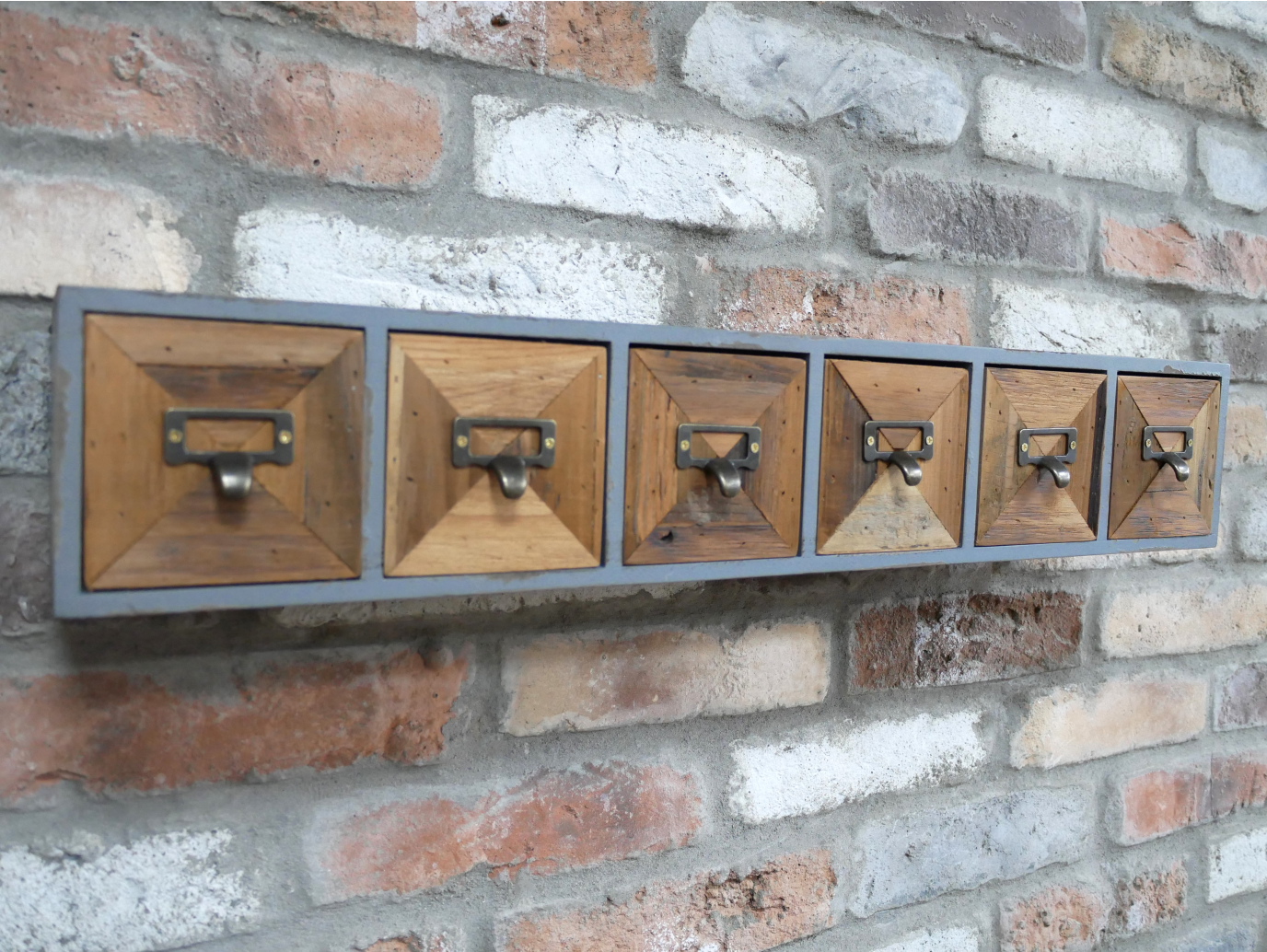 Wall Unit