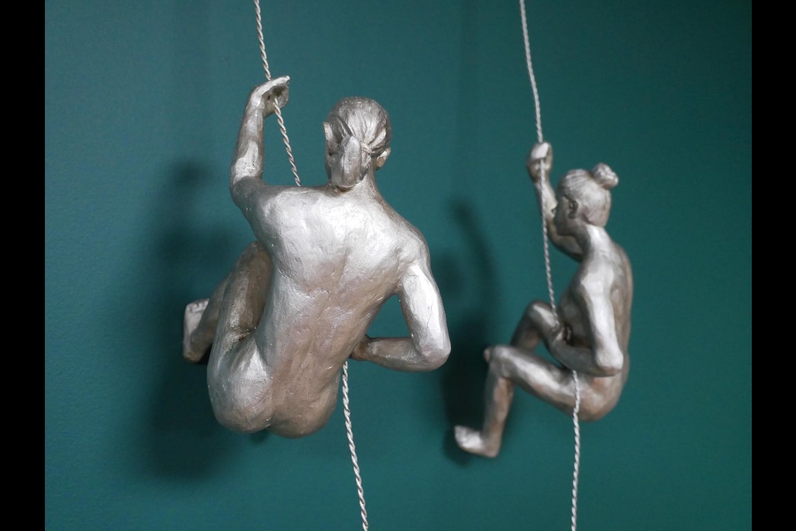Set Of 2 Abseiling Women