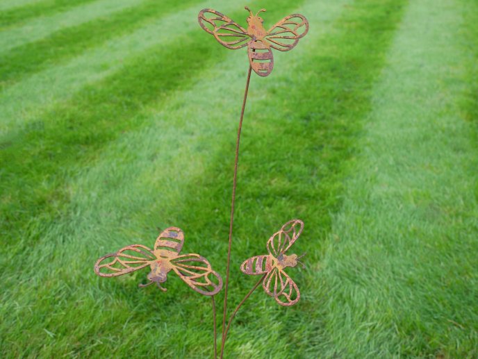 Rusty Bees Stake