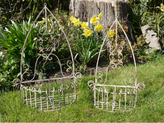Set Of 2 Wall Planters