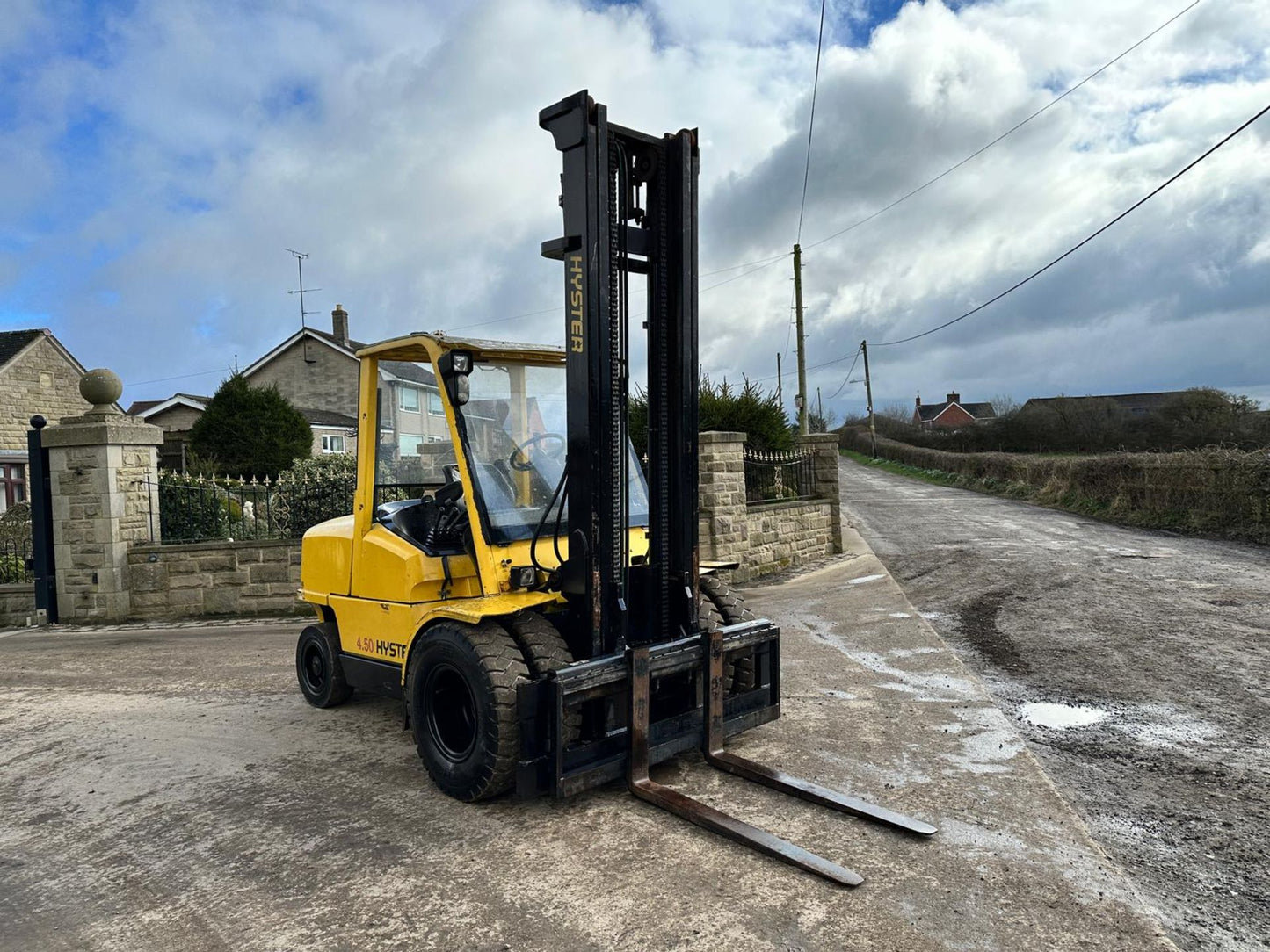 Hyster H4.50XM 4.5 Ton Twin Wheeled Diesel Forklift