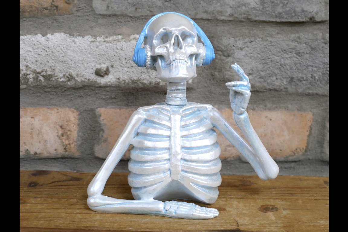 Skeleton With Headphones - (Blue)