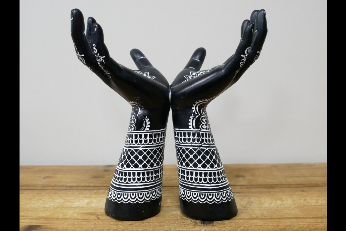Jewellery Hands