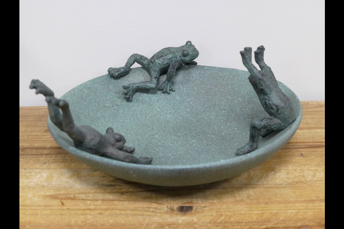 Frog Bird Feeder / Bath