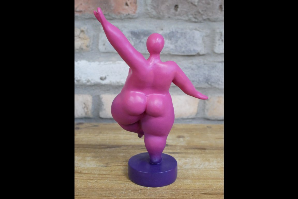 Dancing Lady