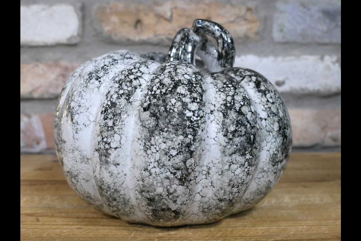 Pumpkin - Medium
