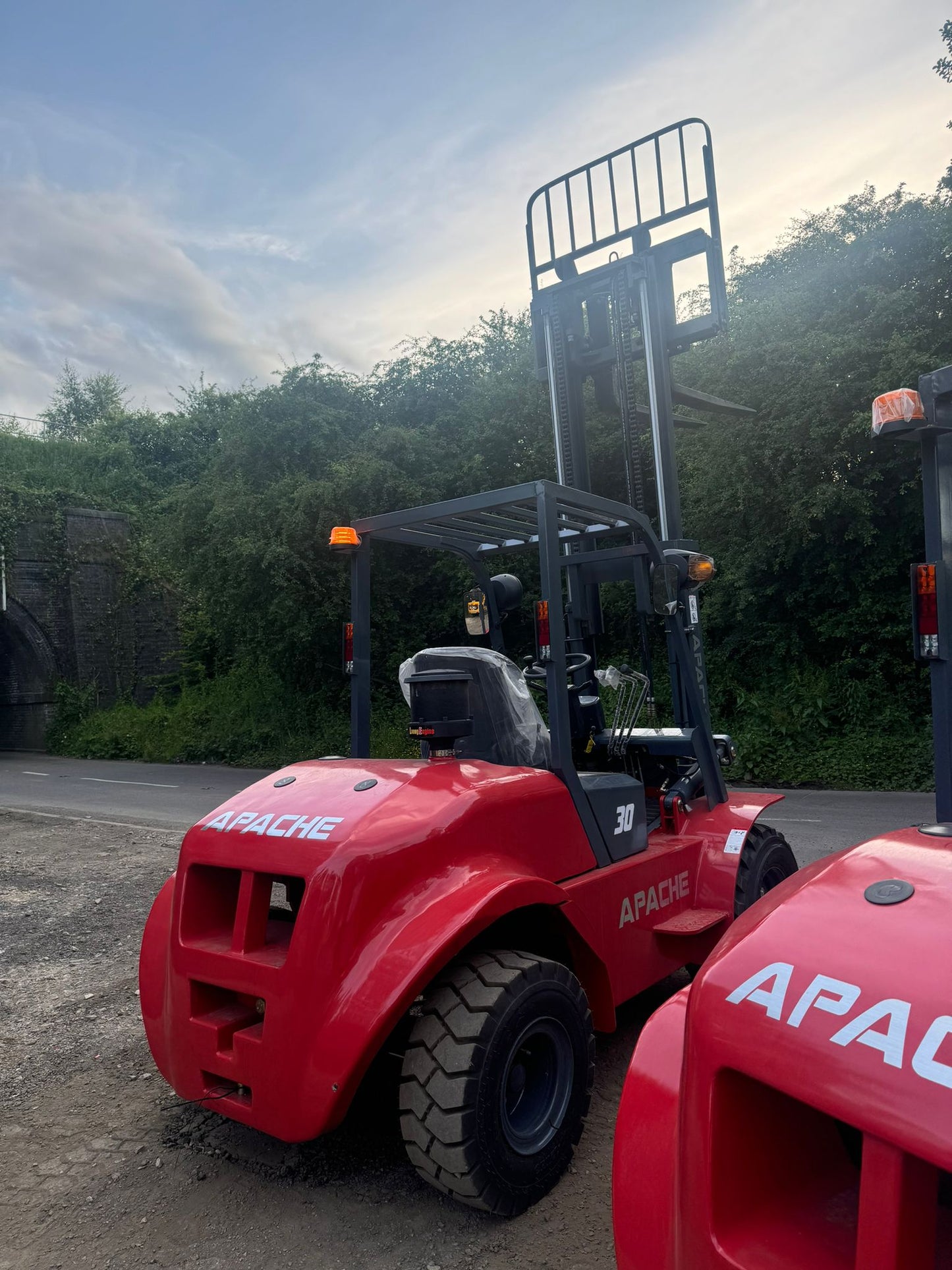 NEW/UNUSED 2024 APACHE FR30 3 TON DIESEL ROUGH TERRAIN FORKLIFT