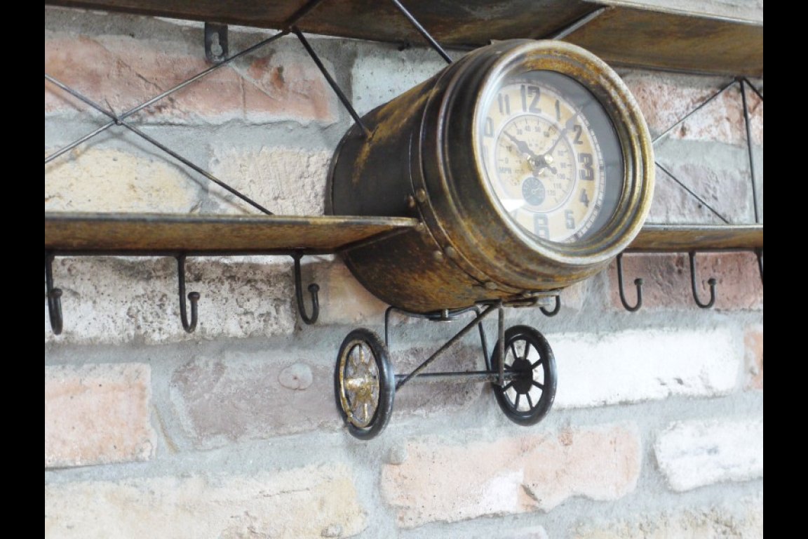 Aeroplane Clock