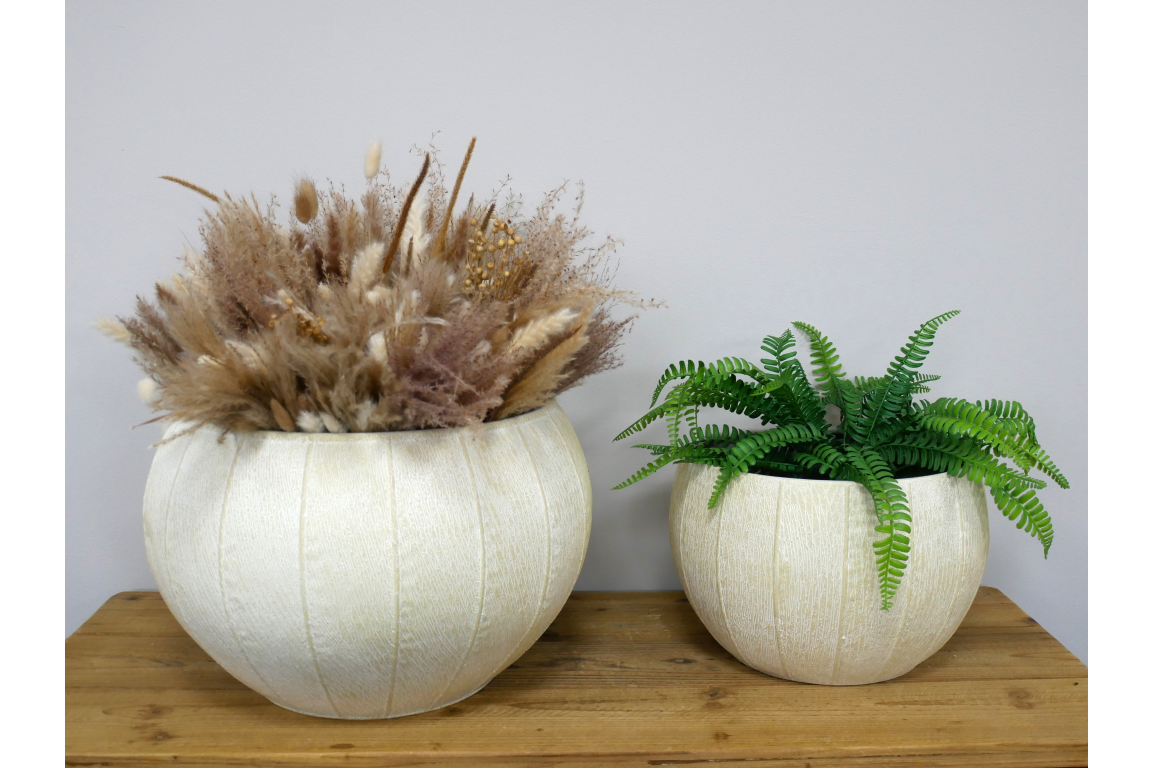 Set Of 2 Metal Planters