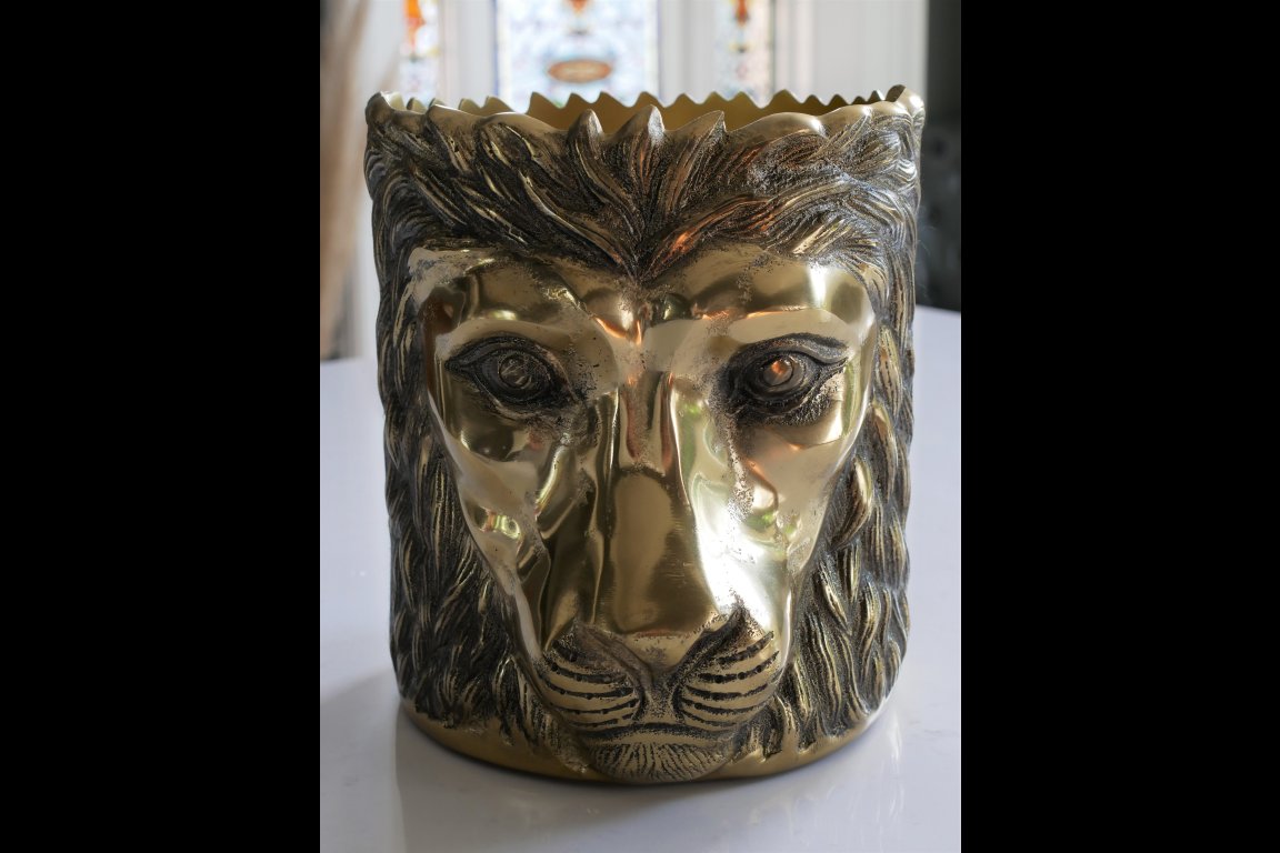 Lion Head Planter / Ice Bucket