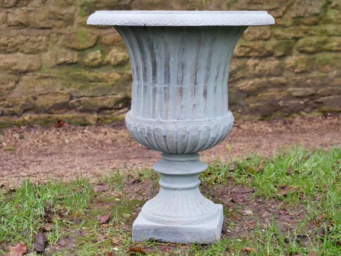 C3 Urn No Base O/C Finish