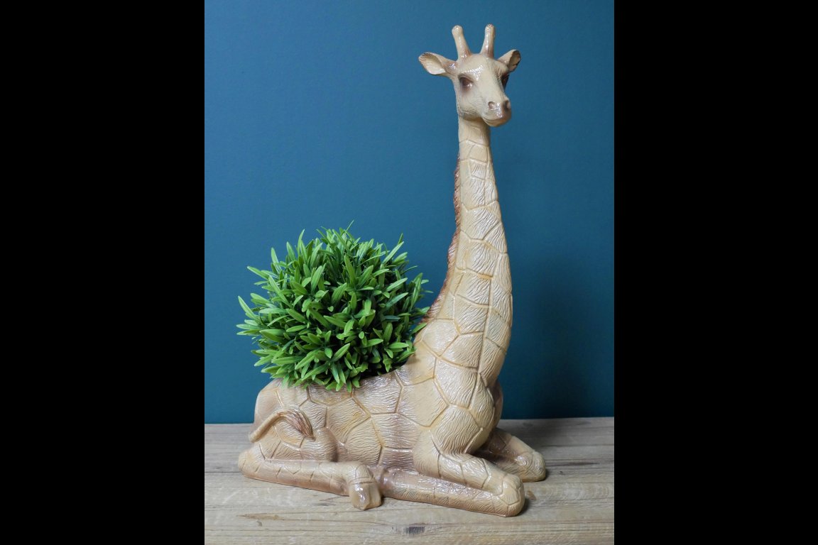 Giraffe Planter