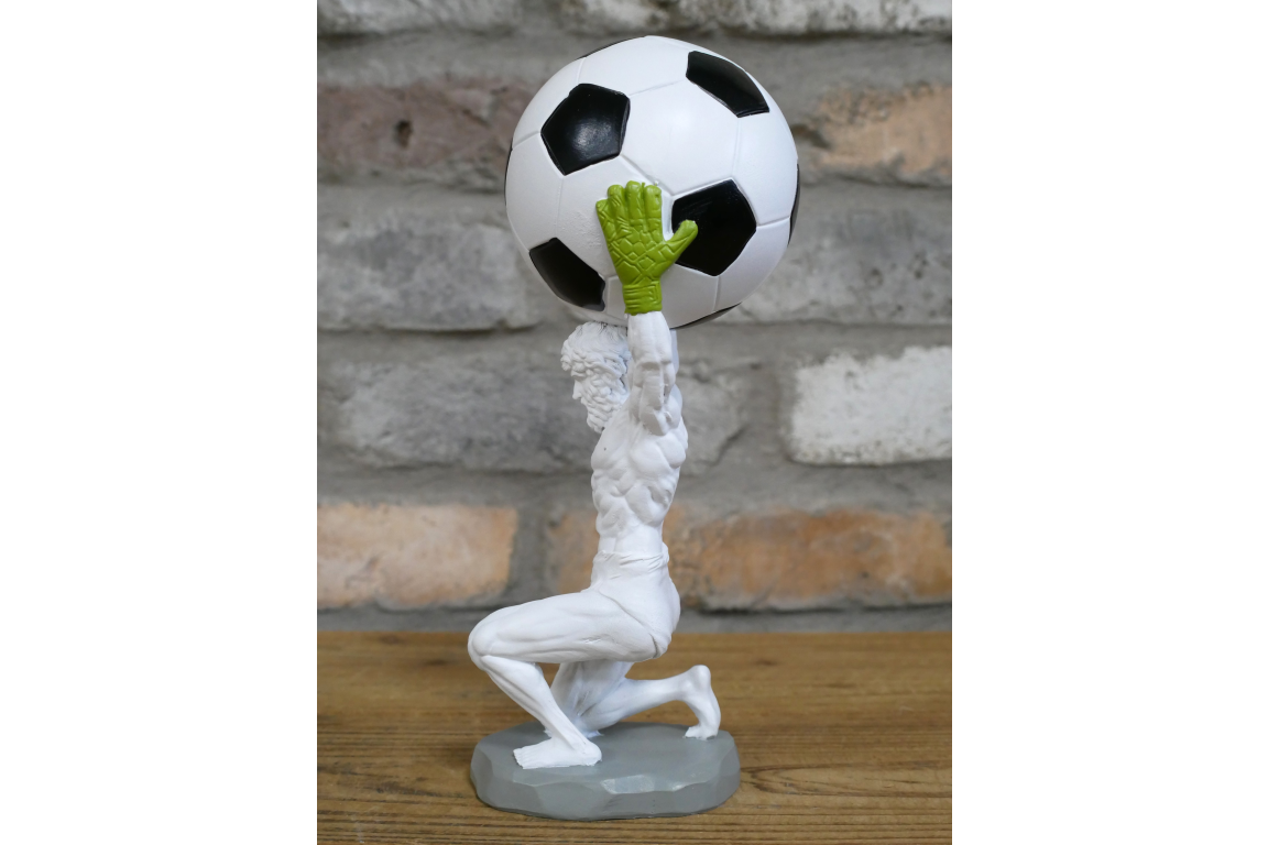Atlas At The Pitch