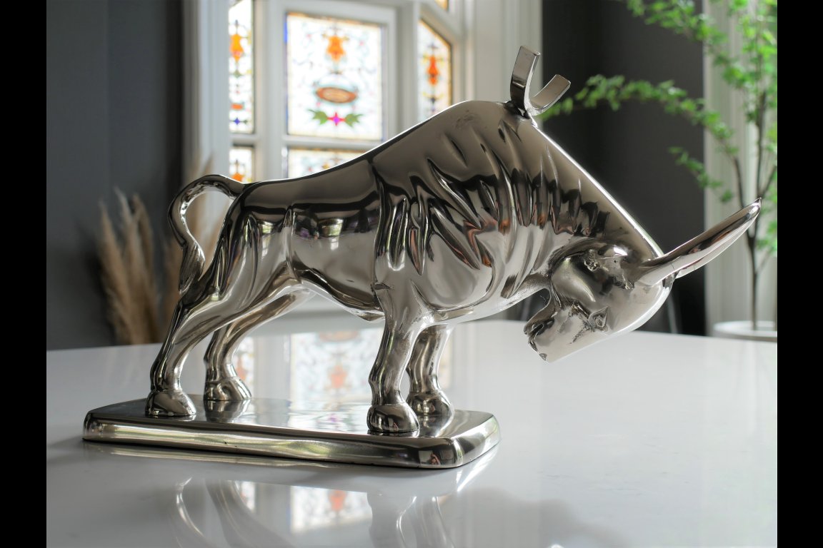 Bull Bottle Holder With Base