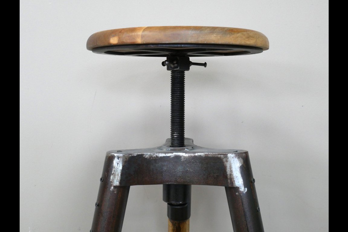 Adjustable Stool
