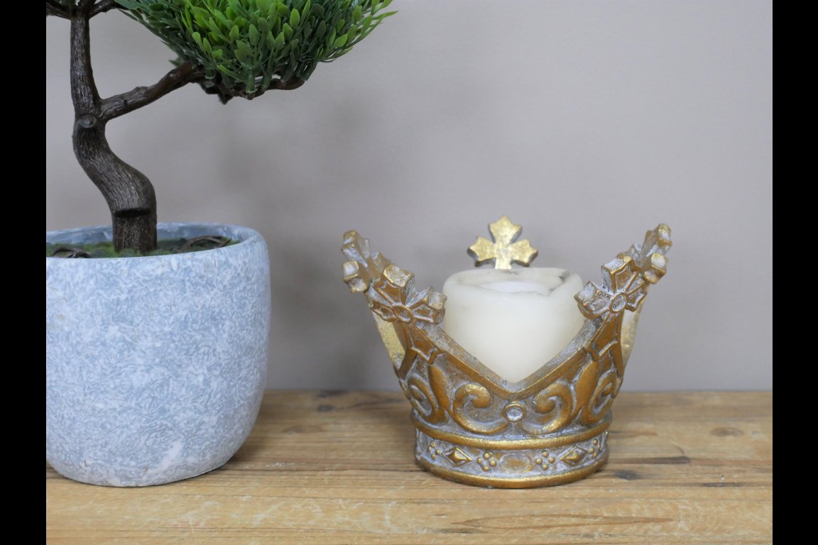 Crown Candle Holder