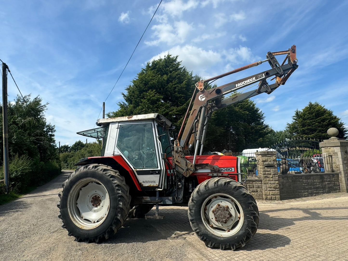 MASSEY FURGUSON 3080 LOADER TRACTOR